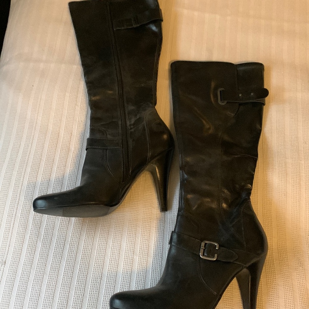 Leather boots
